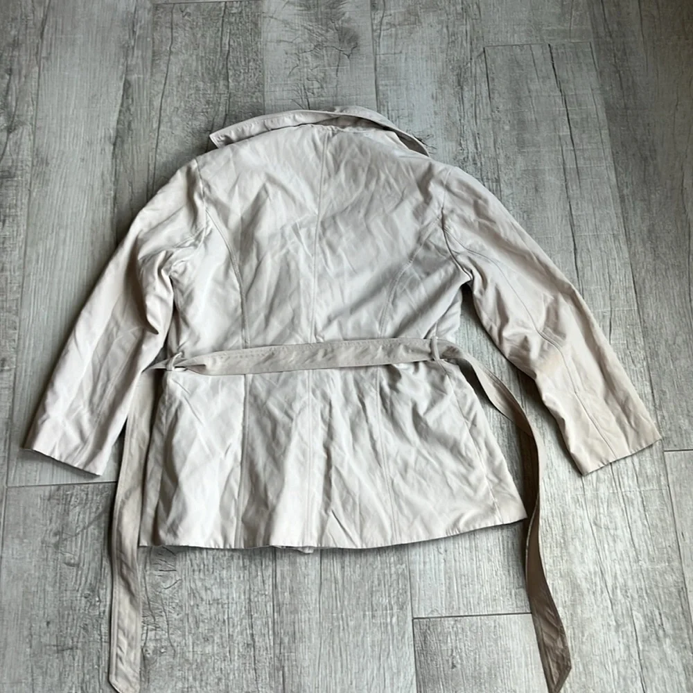 Dolce & Gabbana Cream Neutral Coat with‎ Waist Tie Size XXL